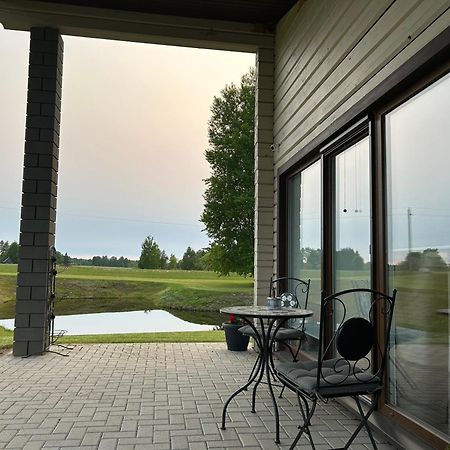 Lazariskio Apartamentai Martiniskenai 외부 사진