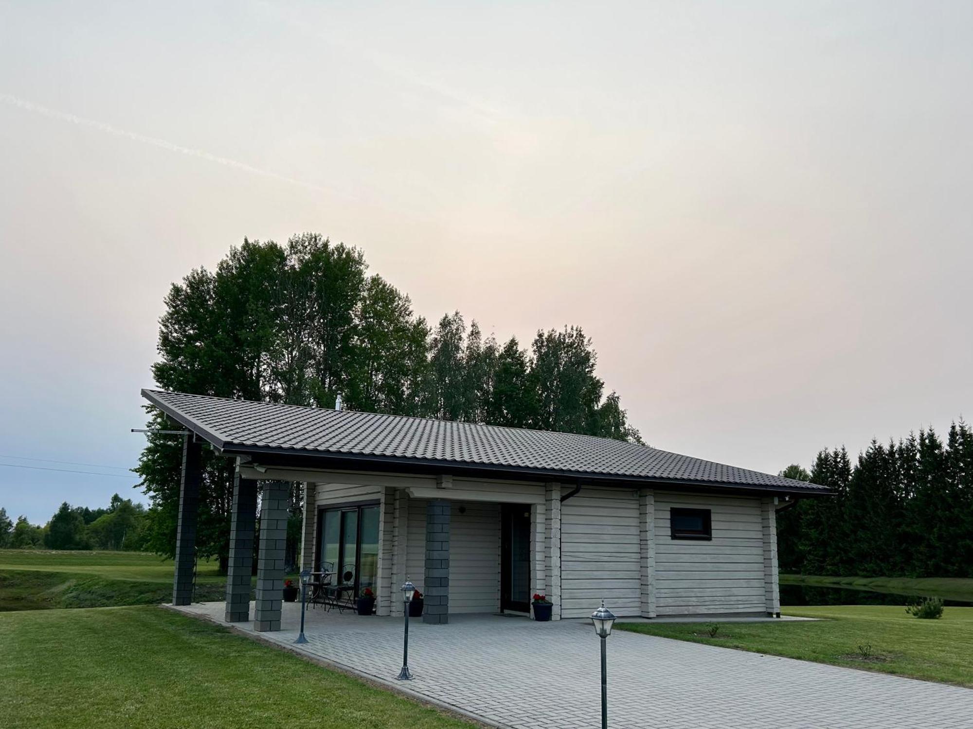 Lazariskio Apartamentai Martiniskenai 외부 사진